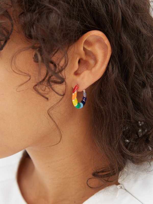 Alison Lou Petite V enamel & 14kt gold hoop earrings
