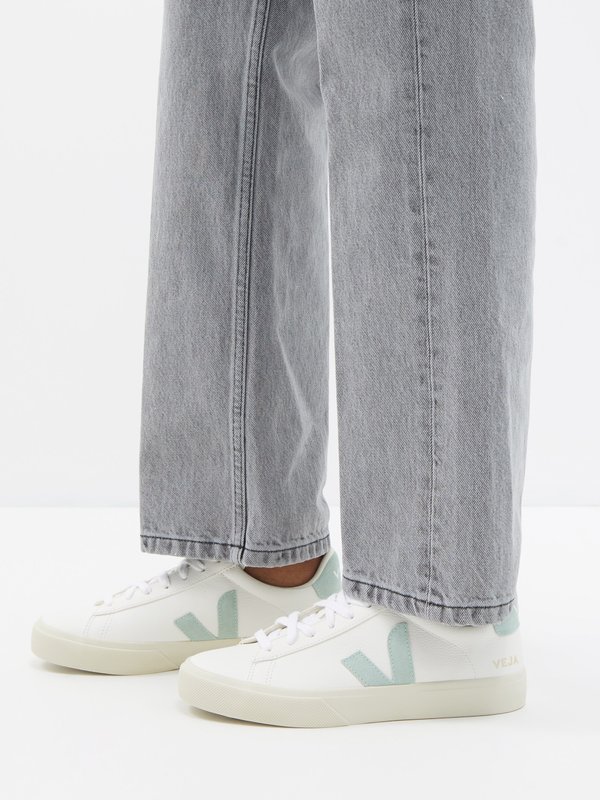 Veja Campo leather trainers