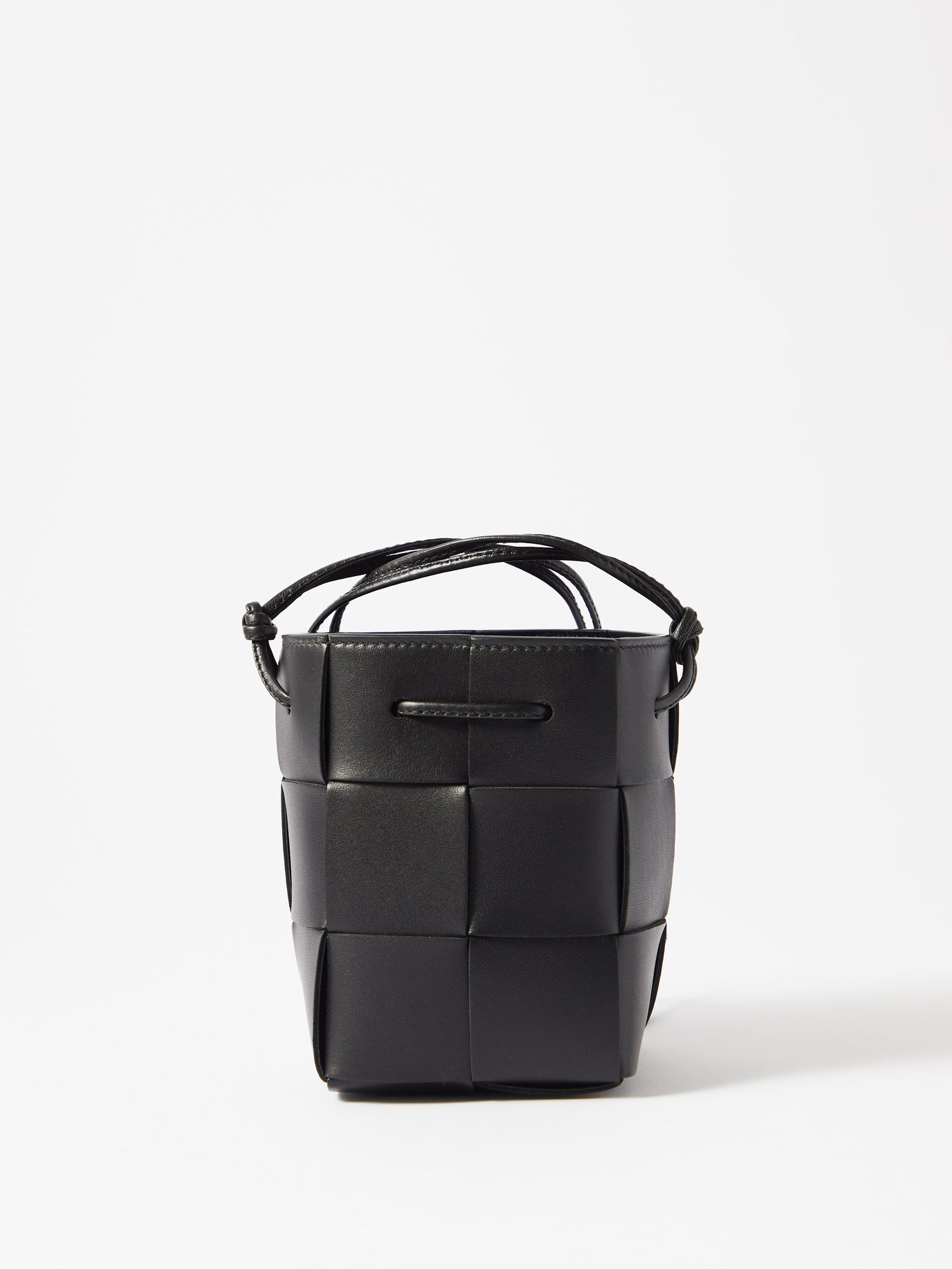 Cassette small Intrecciato-leather bucket bag