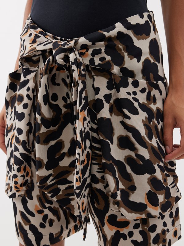 Raey Cargo pocket animal-print silk shorts