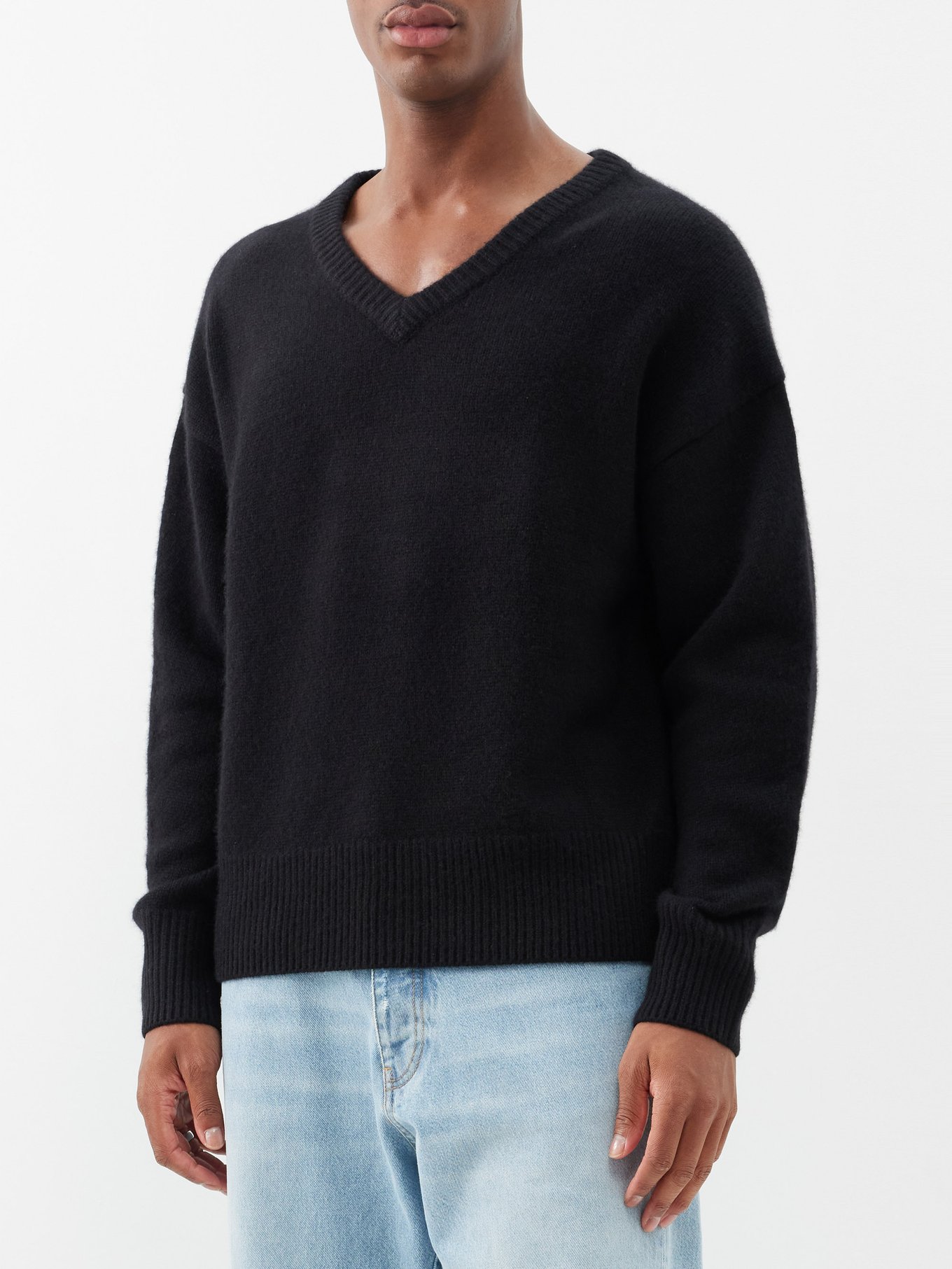 Mr Battersea V-neck cashmere sweater | ARCH4