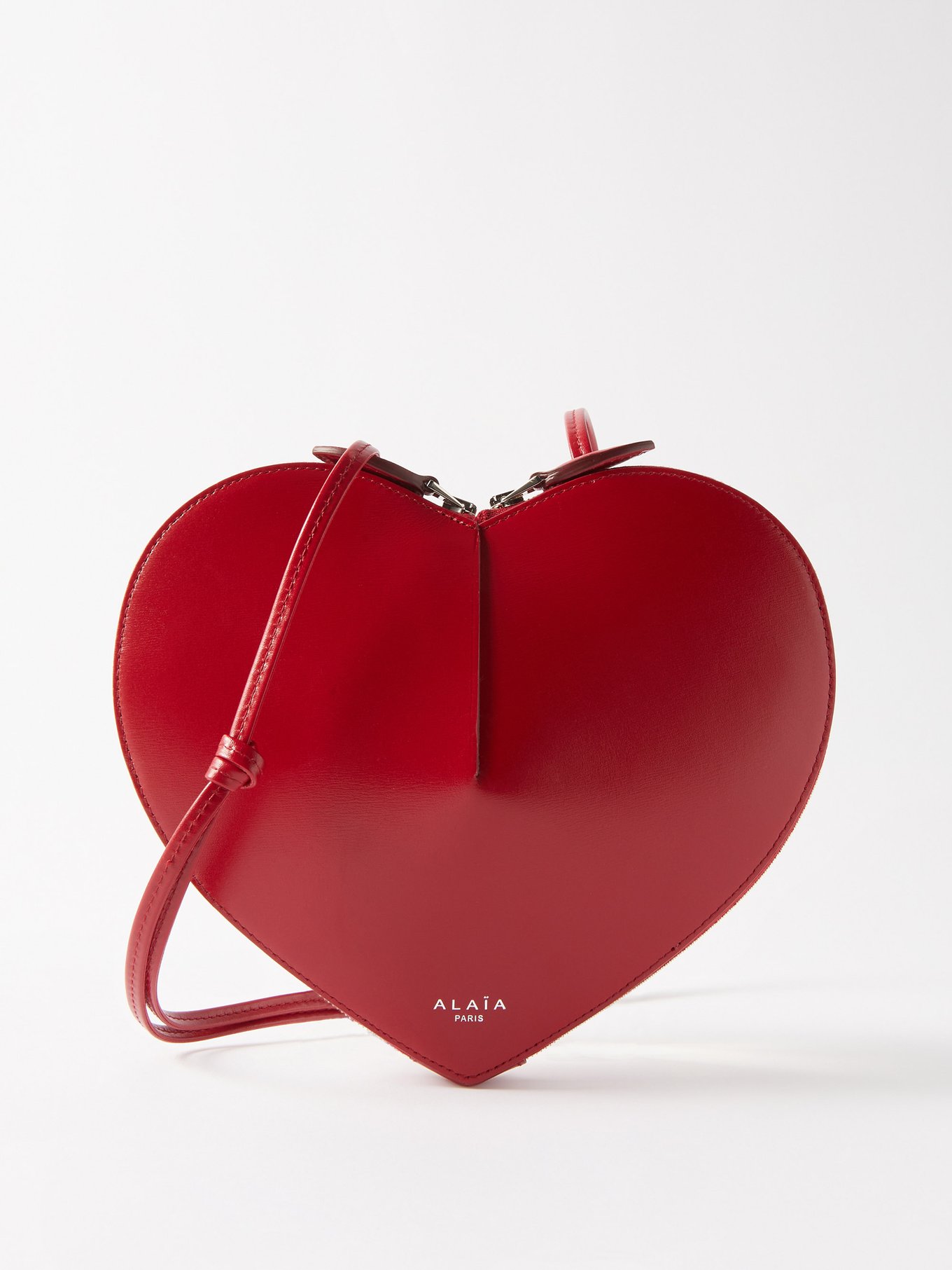 Le Coeur Patent Leather Shoulder Bag in Red - Alaia