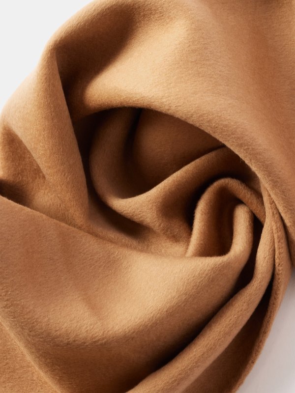 Toteme Long wool-blend scarf