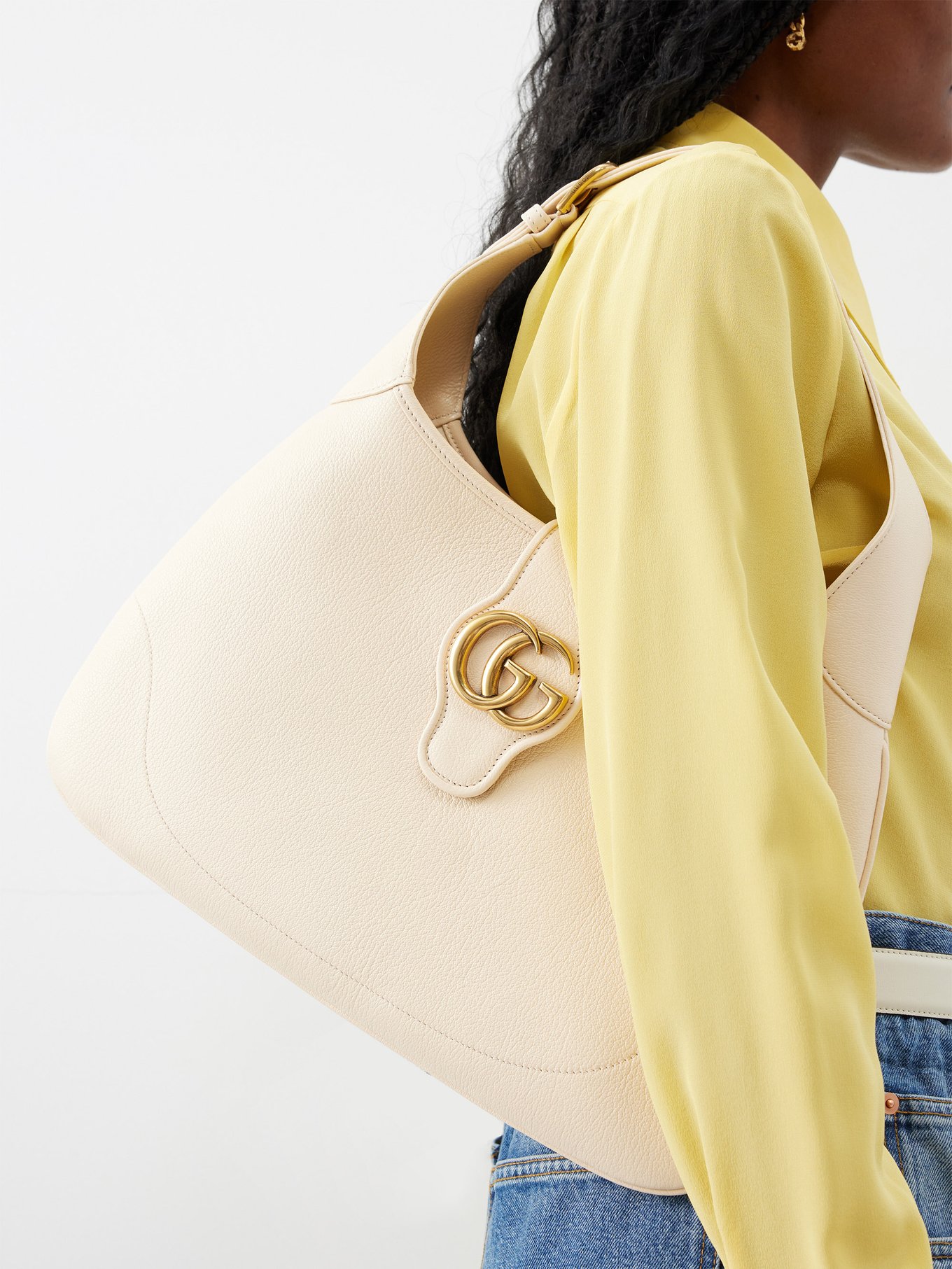GUCCI Aphrodite chain-embellished textured-leather shoulder bag
