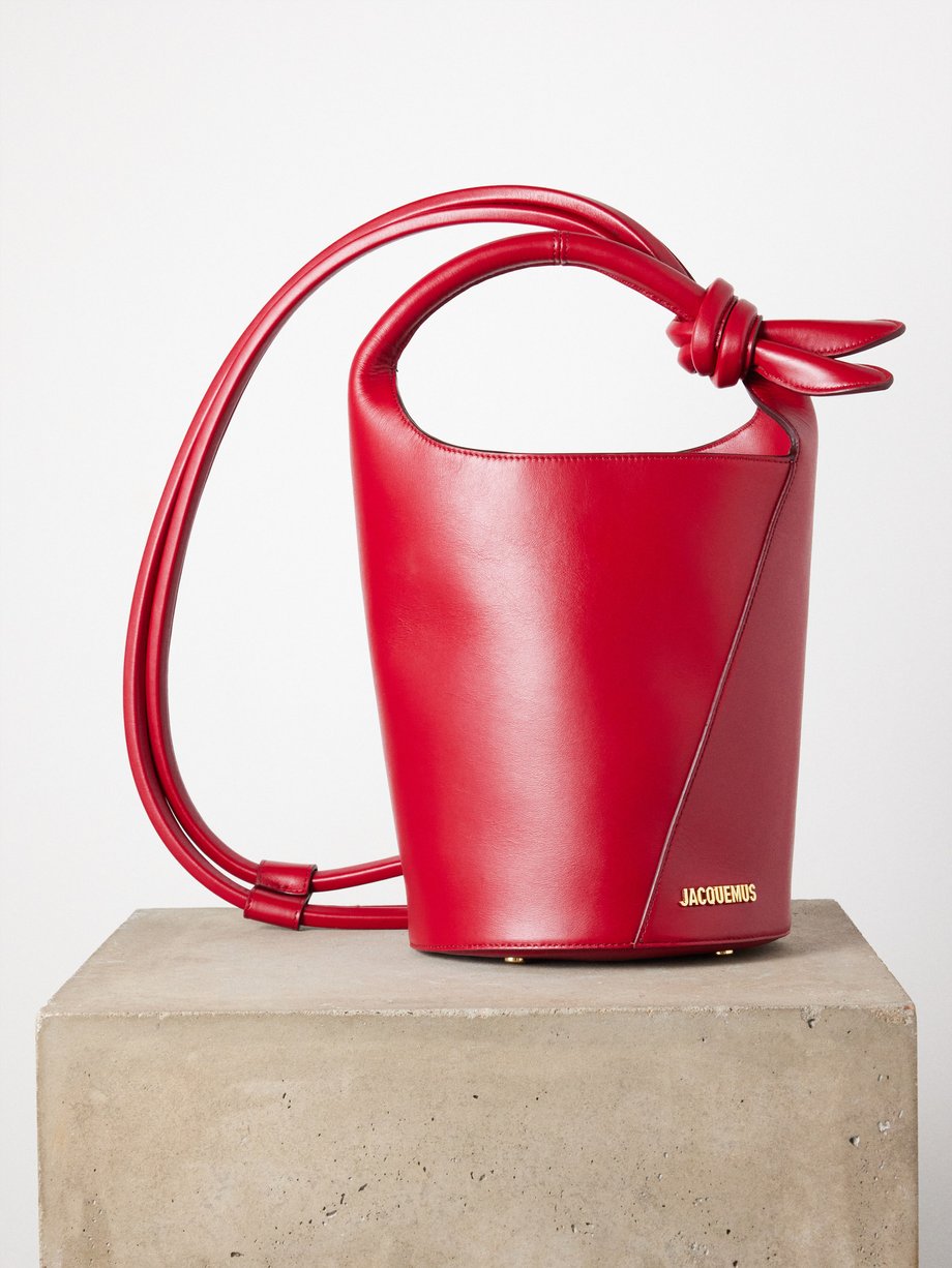 Jacquemus Tourni small leather bucket bag