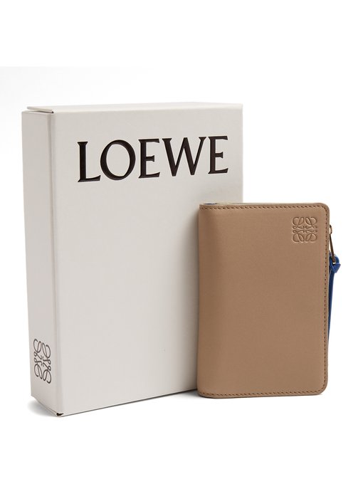 loewe logo-debossed bi-fold leather cardholder