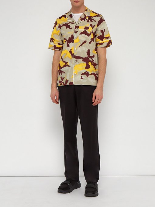 camouflage-print cotton bowling shirt