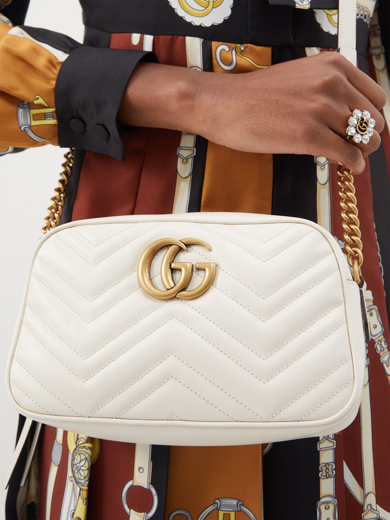 Gg marmont flap leather crossbody bag Gucci White in Leather - 27285598