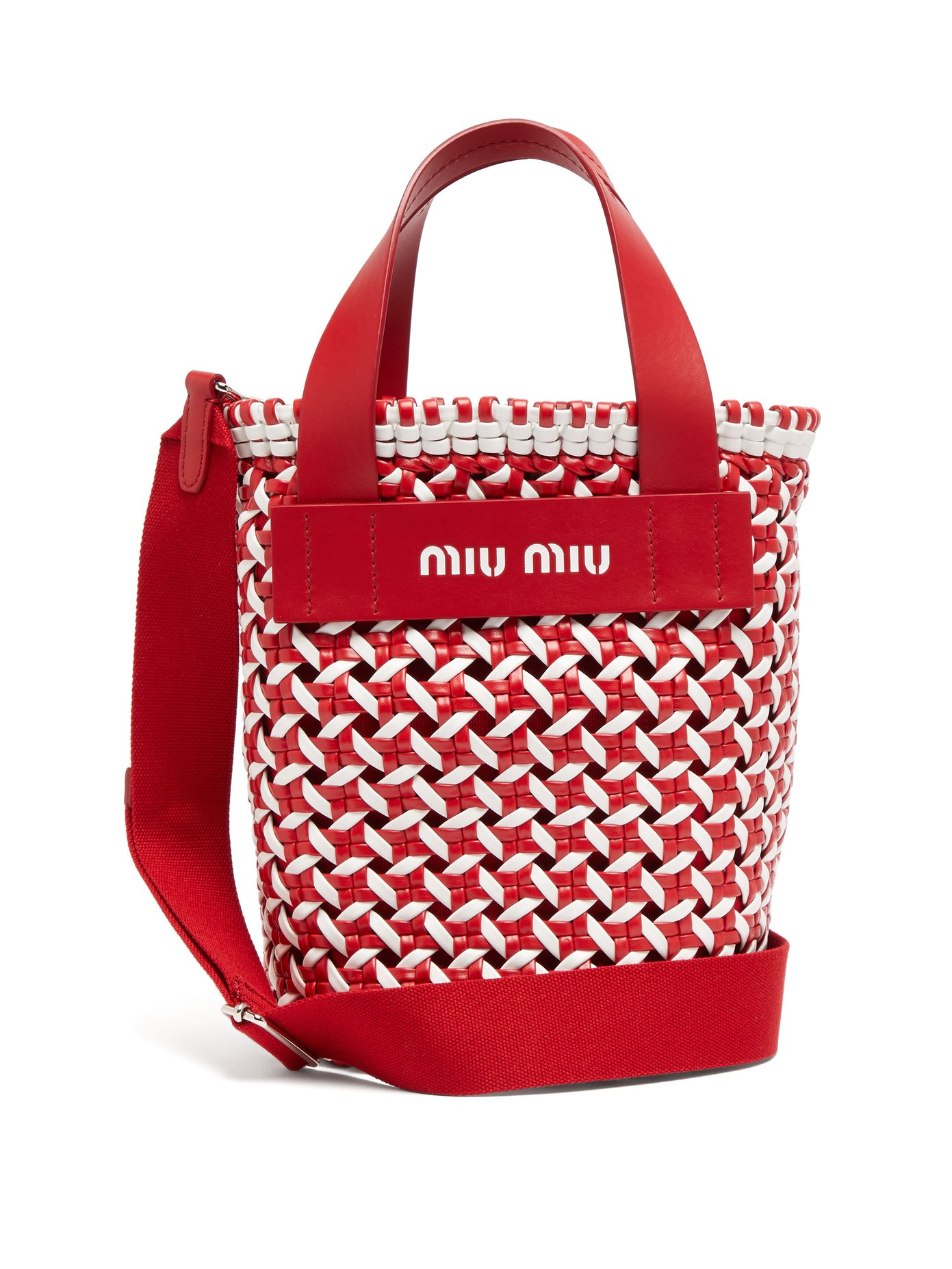 Miu miu bag. Сумка Миу Миу. Сумка Miu Miu. Сумочка Miu Miu. Miu Miu сумки 2023 маленькая.