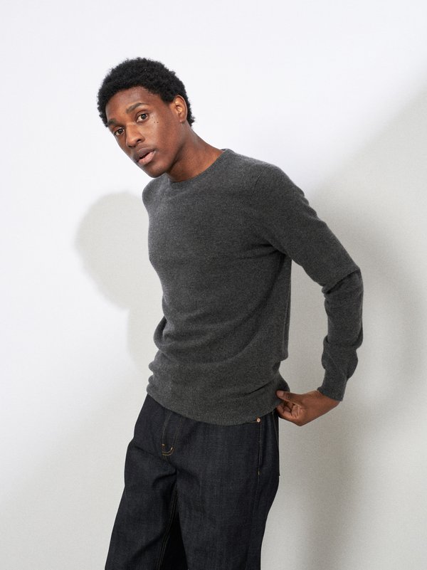 Raey Slim-fit crew-neck cashmere sweater