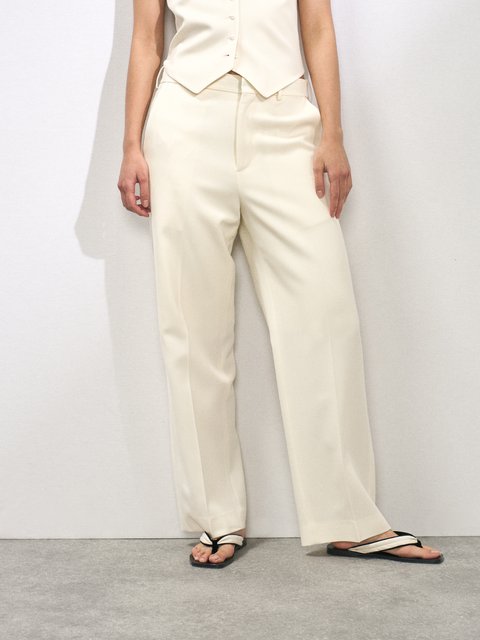 The COS Wide-Leg Trousers Are A Winter Staple | Glamour UK