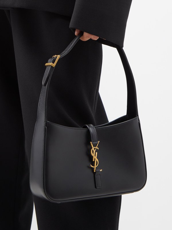 Black Le 5 à 7 leather shoulder bag | Saint Laurent | MATCHES UK