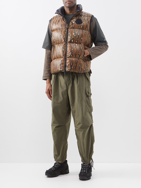 2 MONCLER 1952 (Moncler Genius) Sumida camouflage-print quilted nylon-laqué gilet