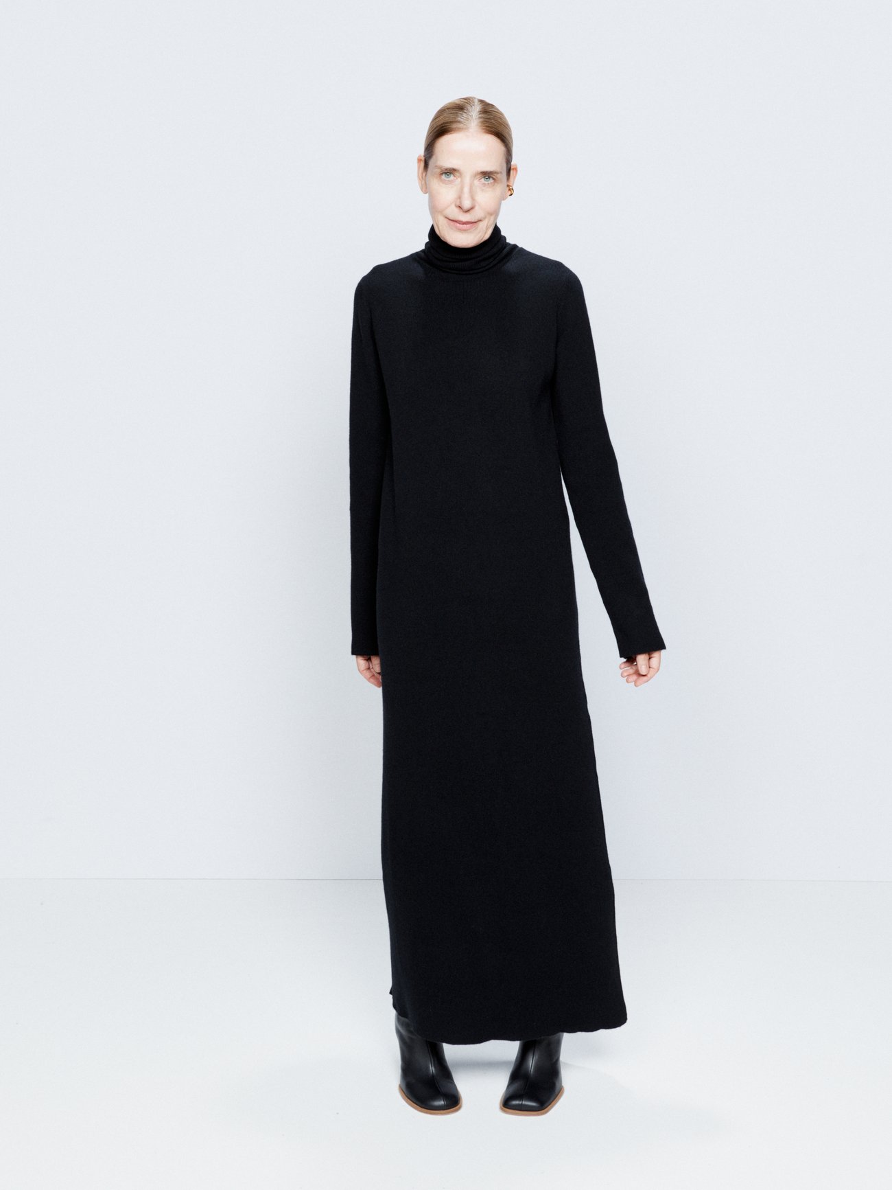 Seriously, Zara's New-In Section Is So Good Right Now  Knit dress, Ribbed  knit dress, High fashion street style