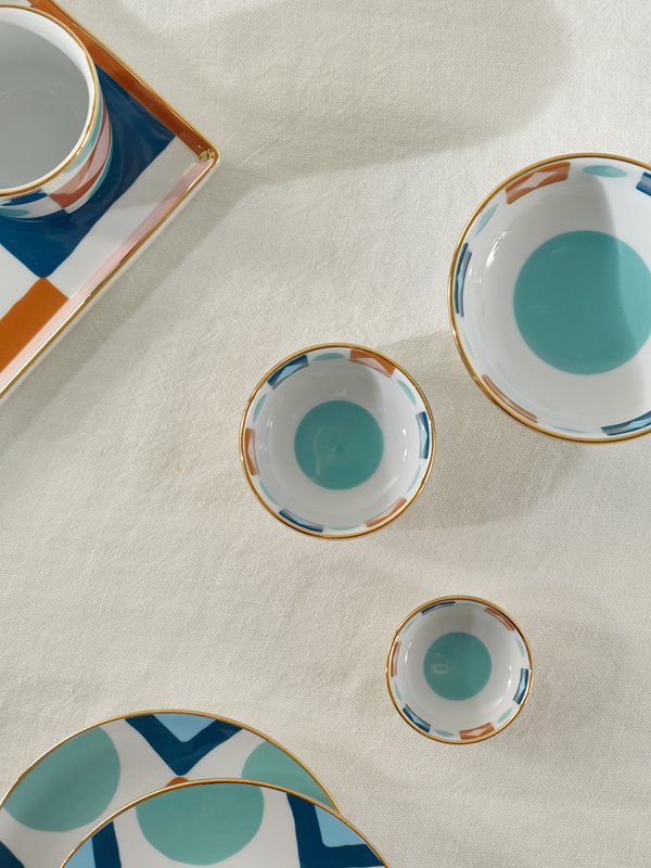La DoubleJ Set of three Diamond Dots porcelain nesting bowls
