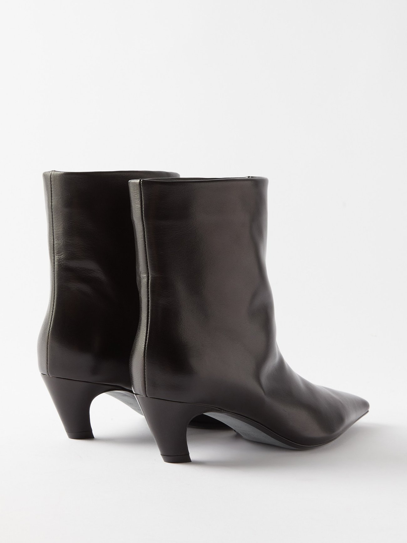 Arizona 45 square-toe leather boots