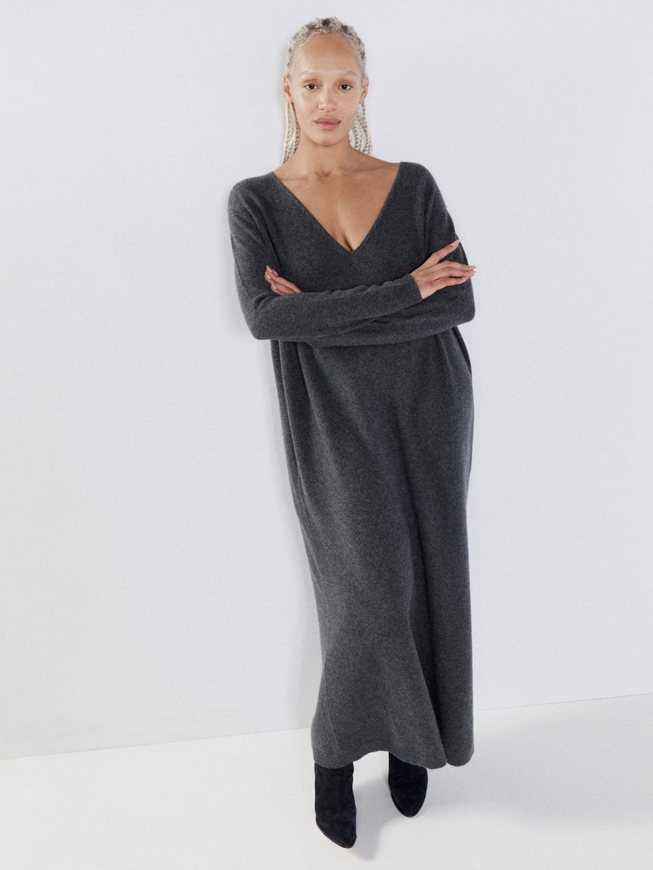 Grey Clean V-neck cashmere knit dress | Raey | MATCHESFASHION UK