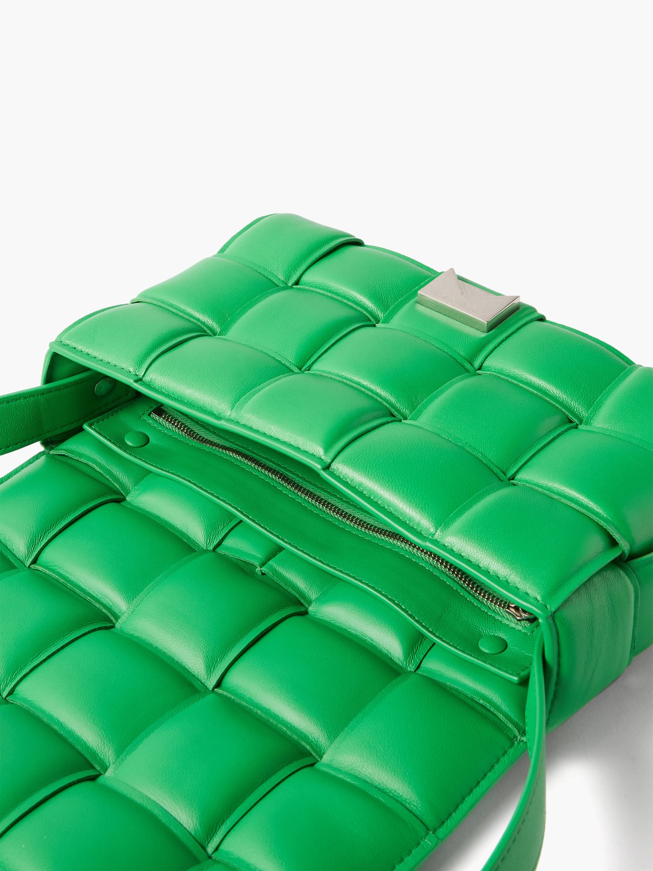 Cassette leather crossbody bag Bottega Veneta Green in Leather - 34725626