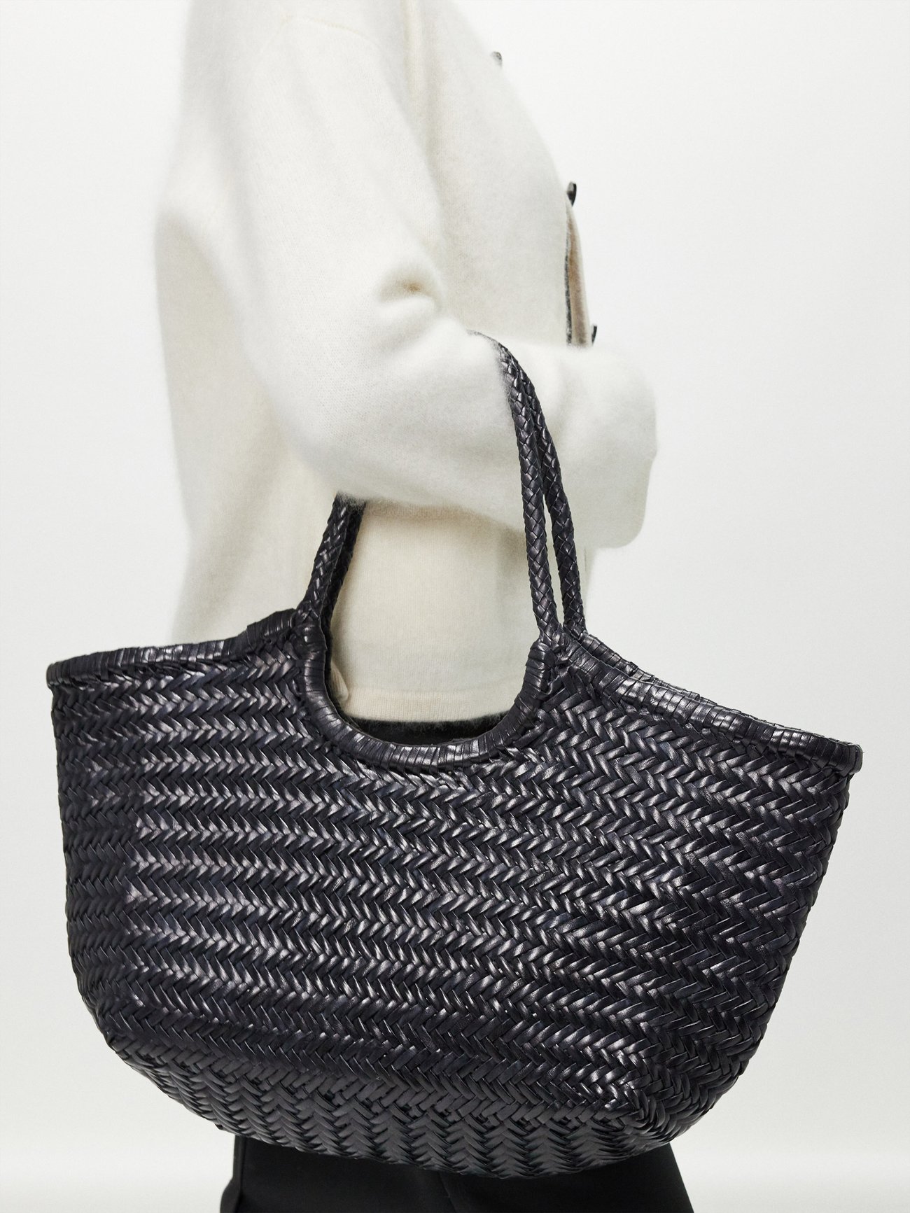 Black Nantucket large woven-leather basket bag | Dragon Diffusion 