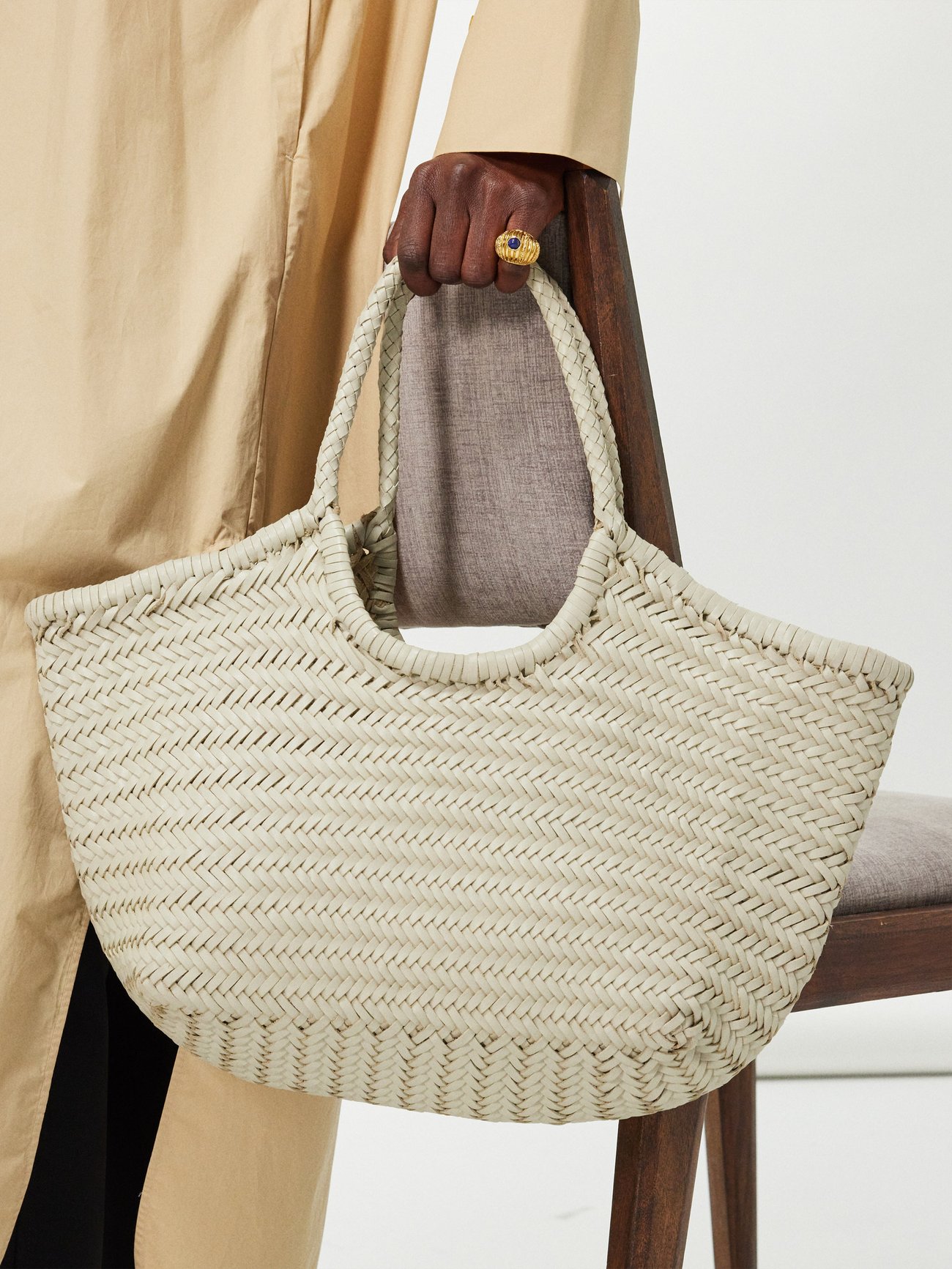 Dragon Diffusion - Nantucket Large Woven-leather Basket Bag - Womens - Ivory