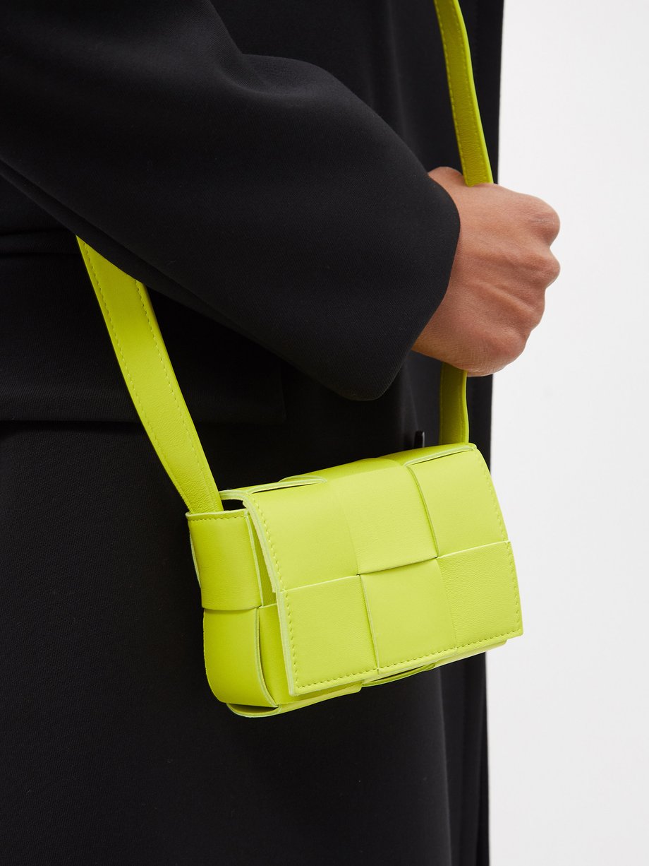 Green Cassette mini Intrecciato-leather cross-body bag | Bottega Veneta ...