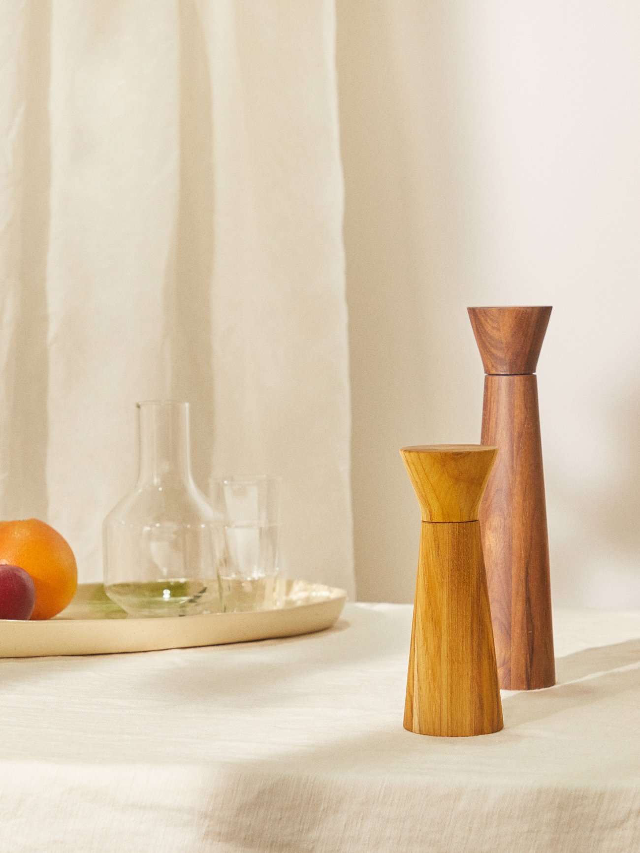 THE CONRAN SHOP Walnut and Teak Wood Salt and Pepper Grinder Set for Men