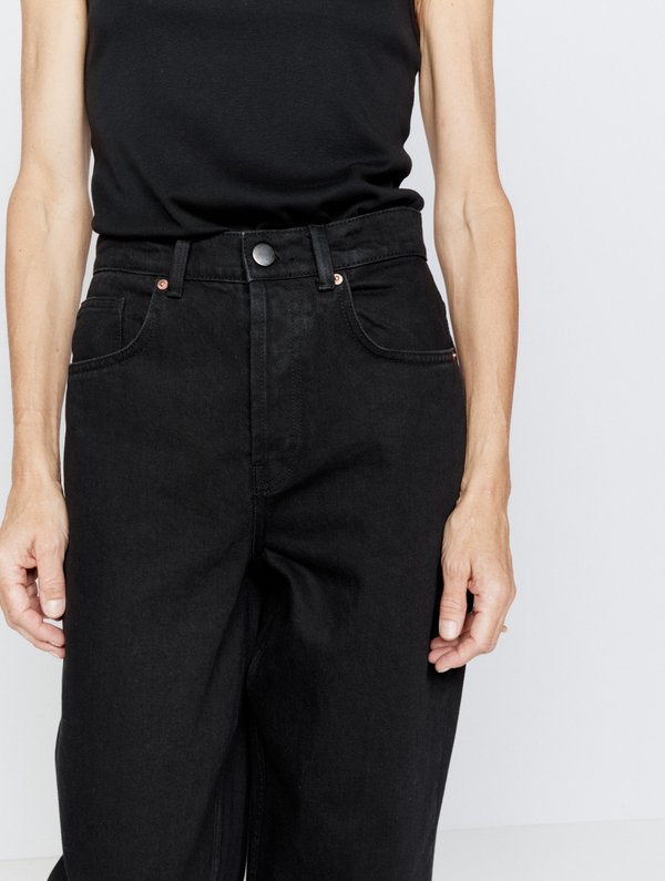 Raey 90s organic-cotton high-waisted wide-leg jeans