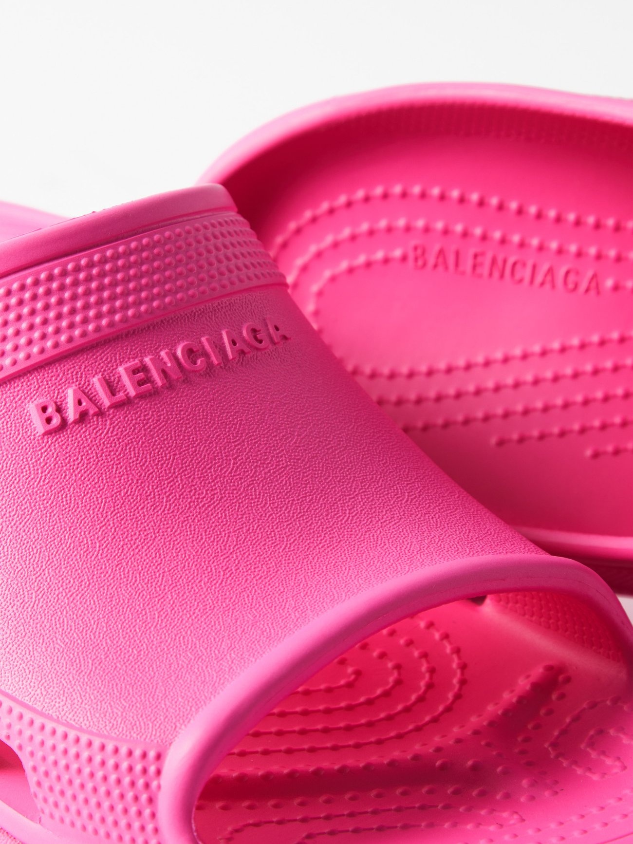 Balenciaga x Crocs鈩 Platform Slide Sandals - Pink