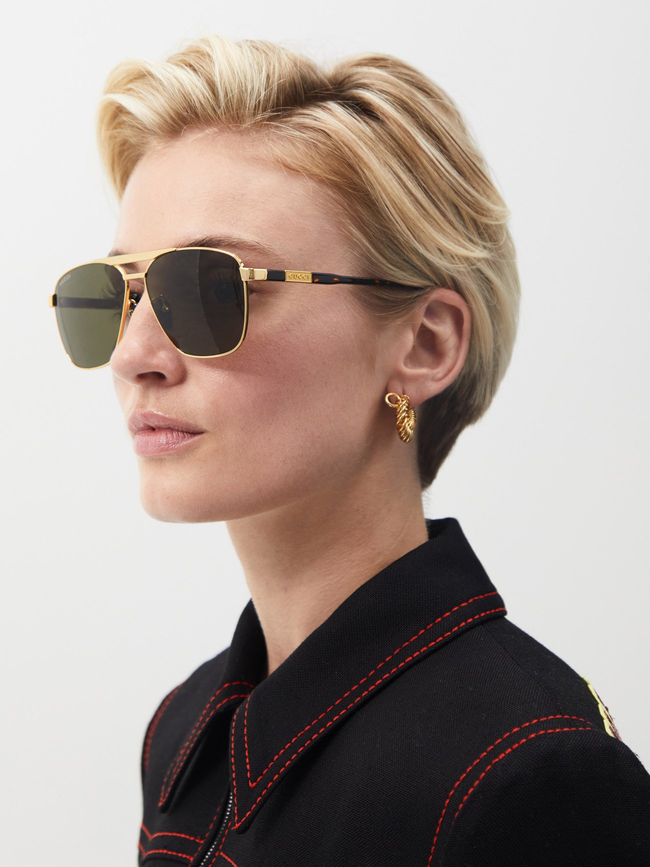 Gold Aviator metal sunglasses, Gucci