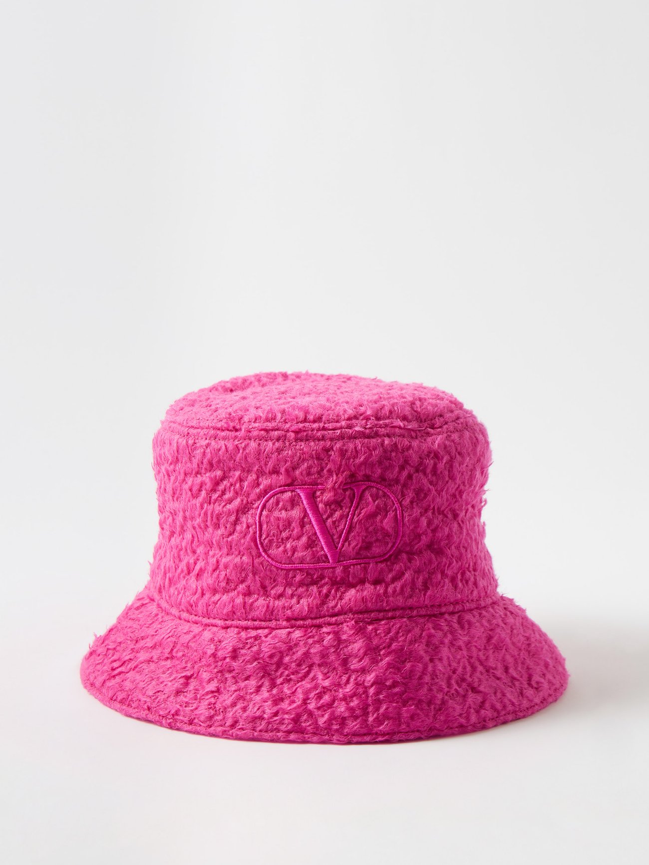 V-Logo faux-shearling bucket hat
