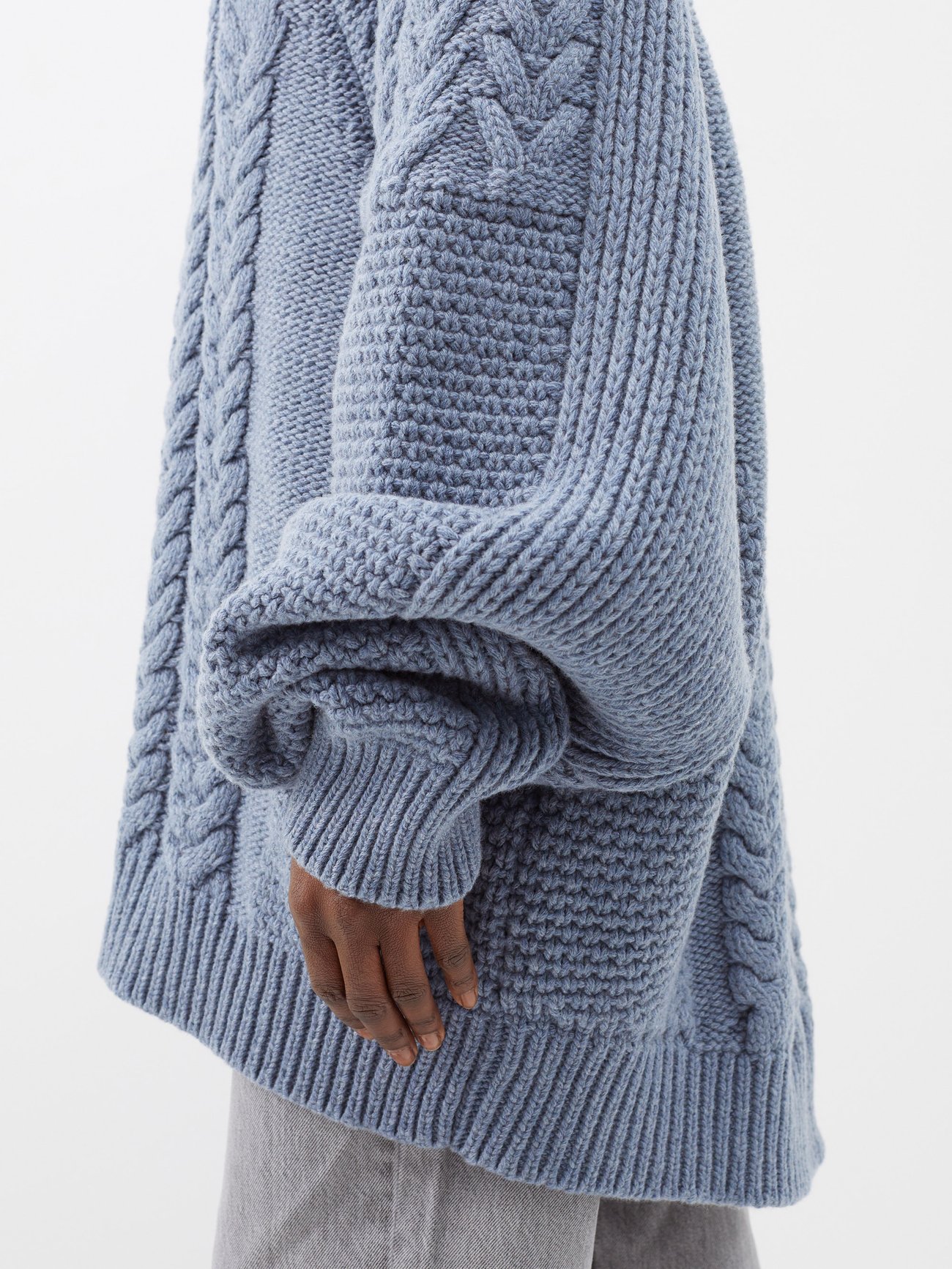 Blue Oversized contrast-panel wool-blend sweater, Raey