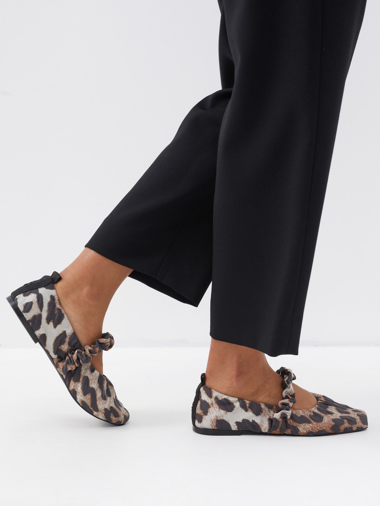 Ballet Flats are Trending Hard in 2023 & These are the Best Pairs to ...