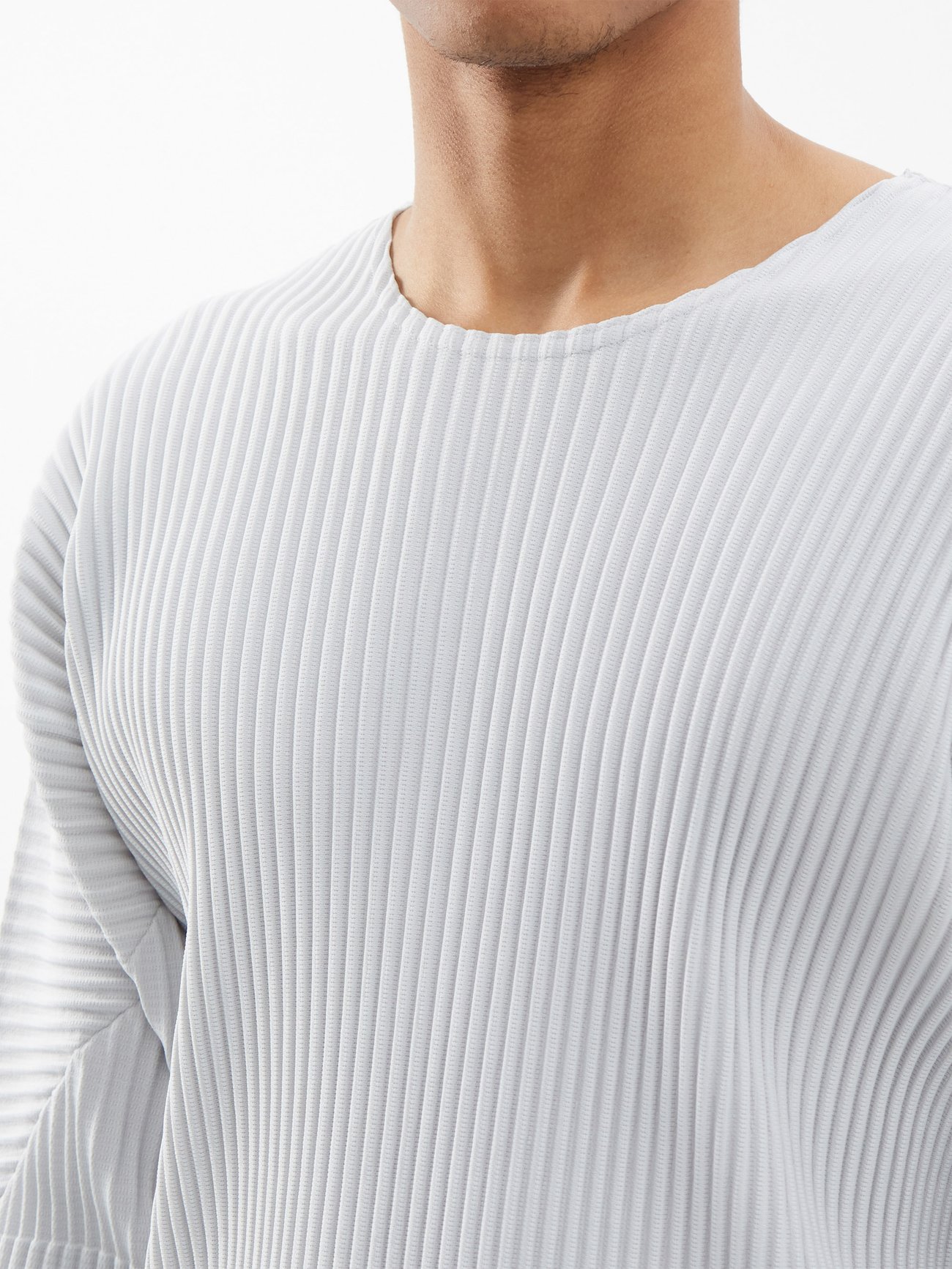 Technical pleated top