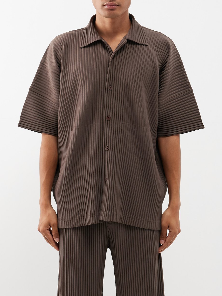 Short-sleeved technical-pleated shirt