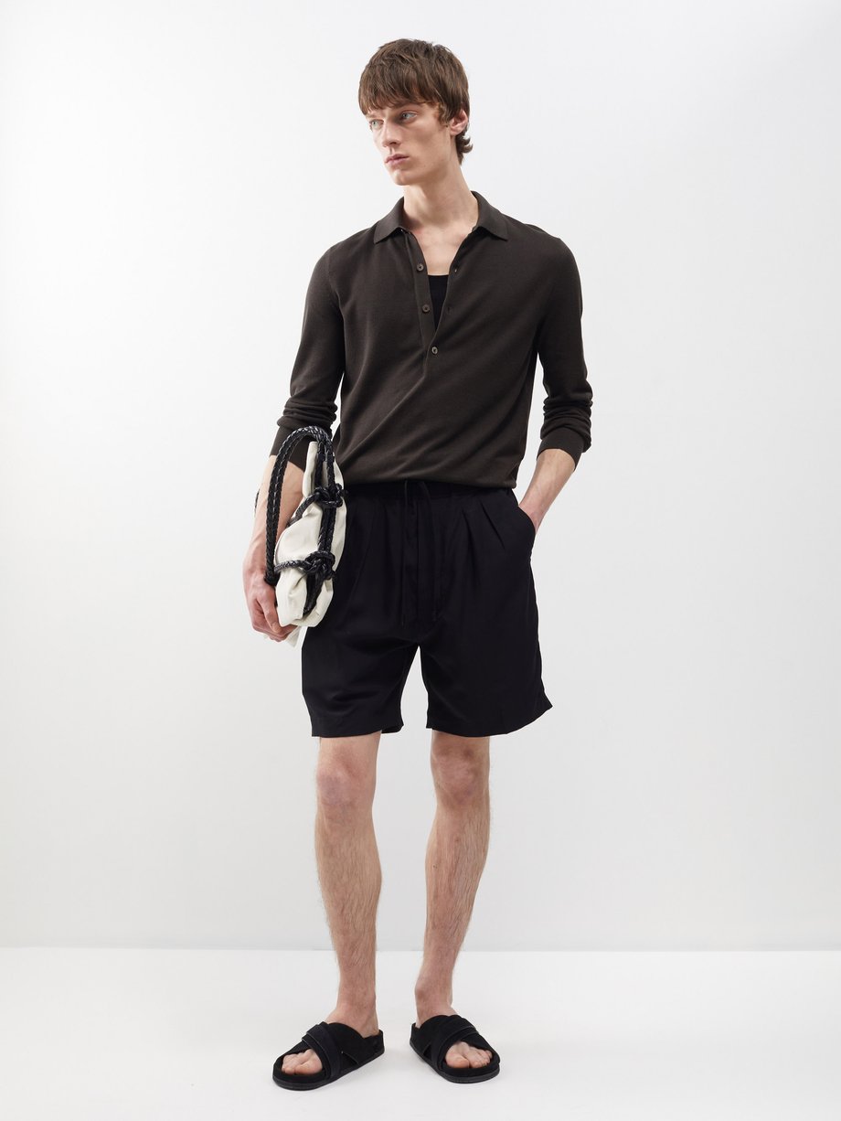 Black Drawstring pleated shorts | Tom Ford | MATCHESFASHION US