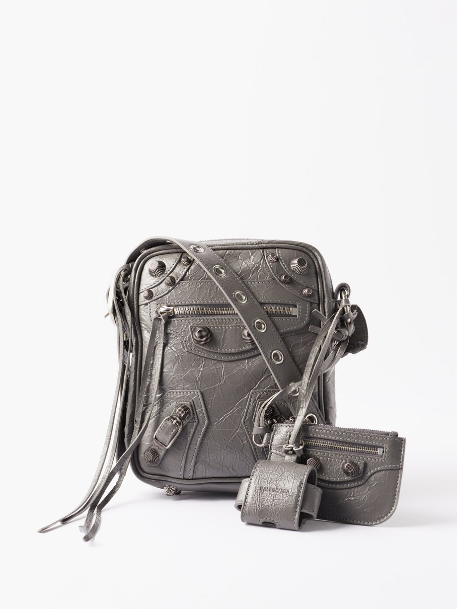 Black Le Cagole XS crinkled-leather bucket bag