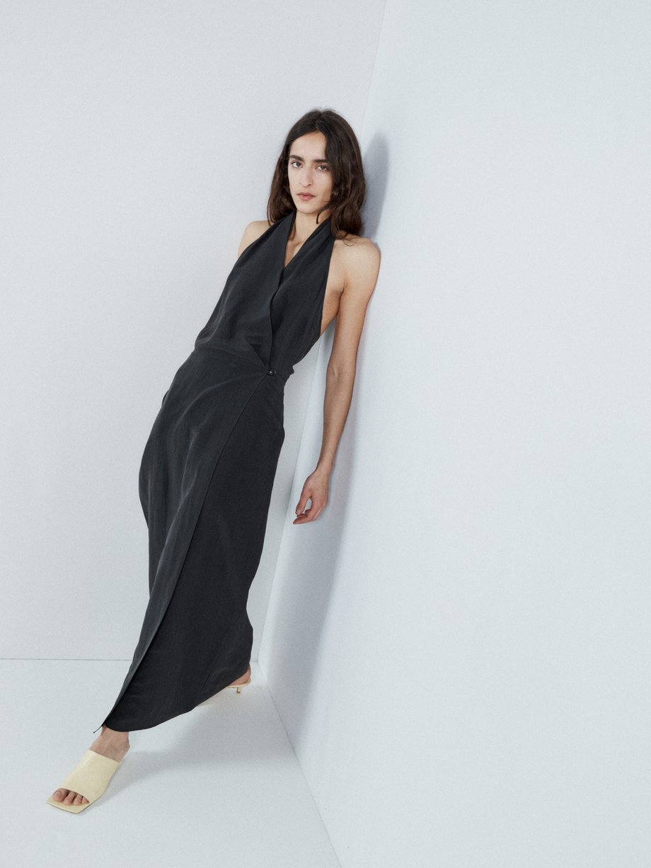 Black Wrap linen and silk-blend halter dress, Raey