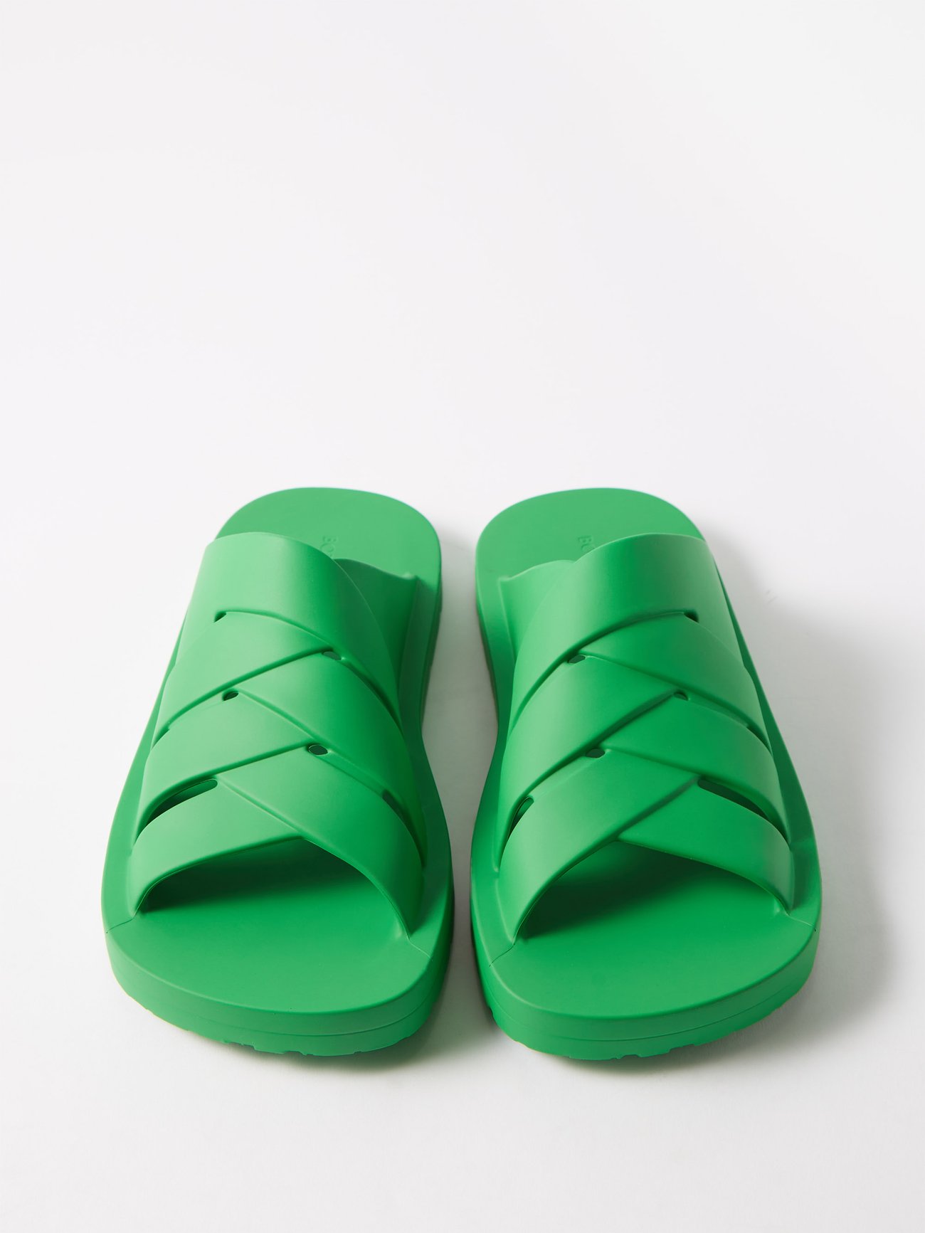 bottega veneta green slides outfits｜TikTok Search