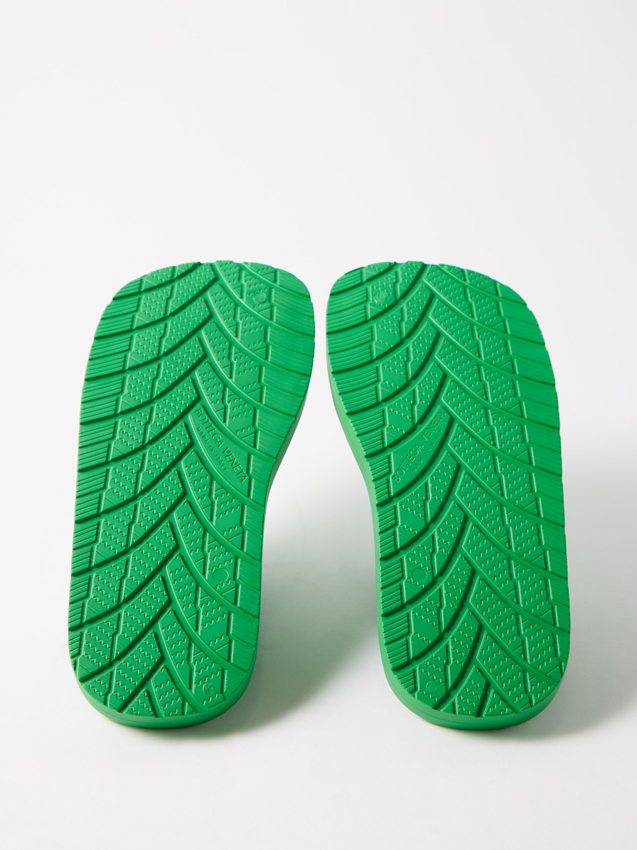 bottega veneta green slides outfits｜TikTok Search