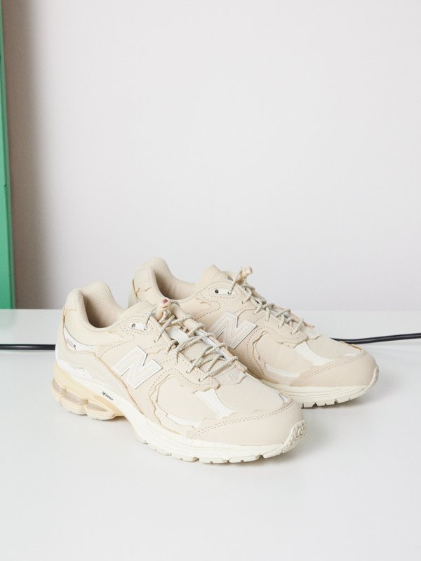 Beige 2002RD leather and mesh trainers | New Balance | MATCHES UK