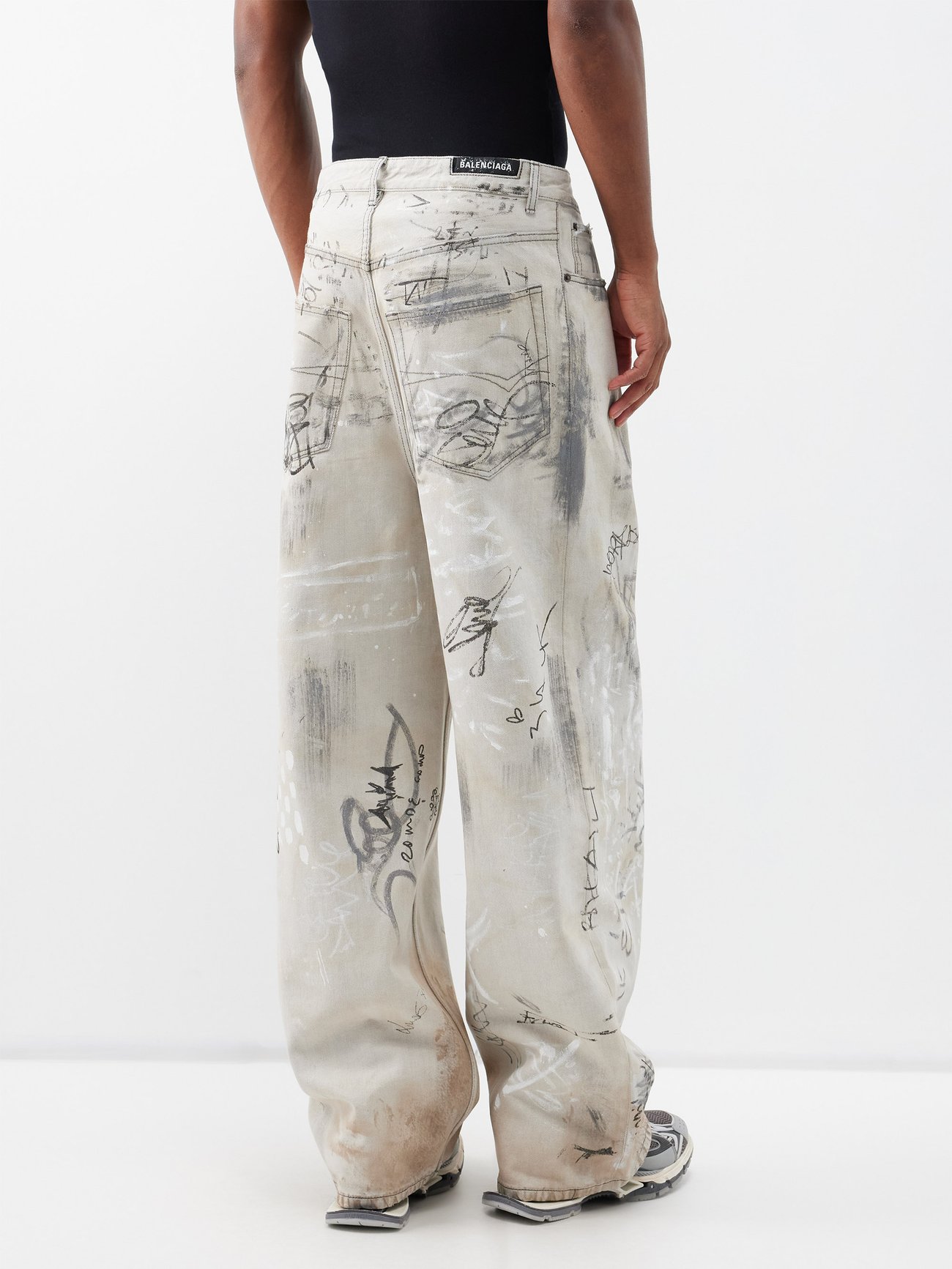 Balenciaga Graffiti-print wide-leg jeans - デニム/ジーンズ