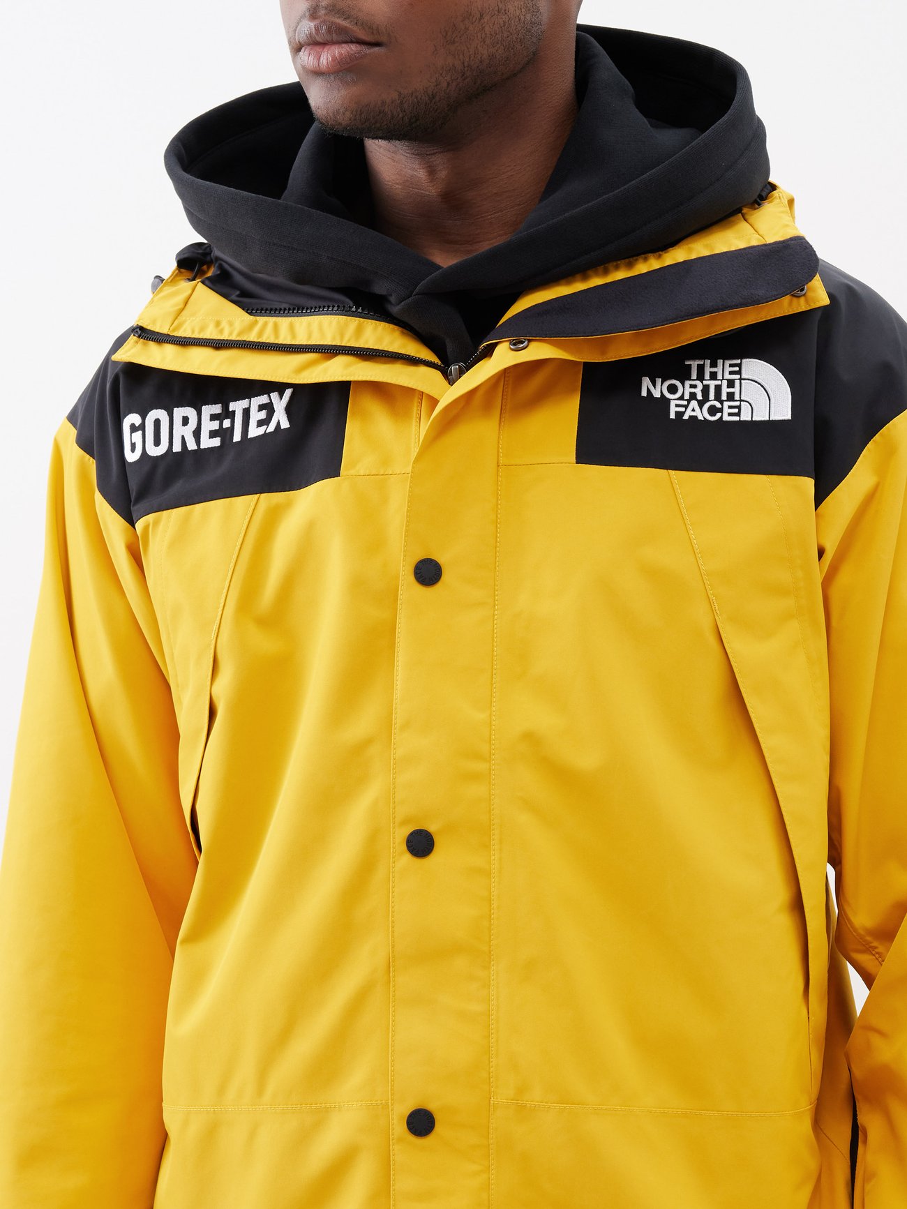 The North Face S GTX Mountain Guide Insulated Jacket in Yellow - Size L