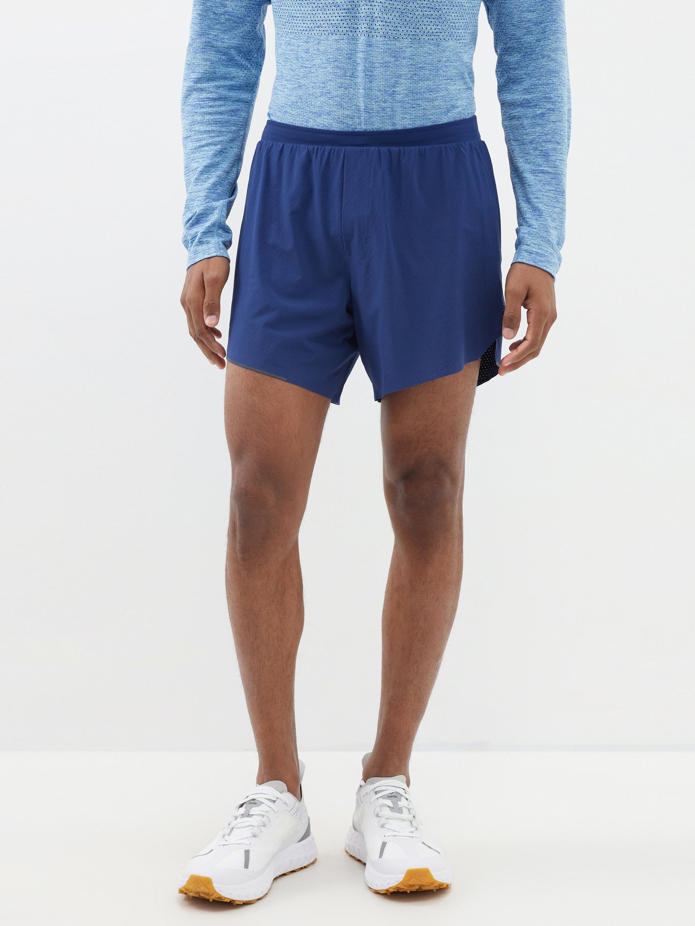 Navy License to Train 7 shell shorts, Lululemon