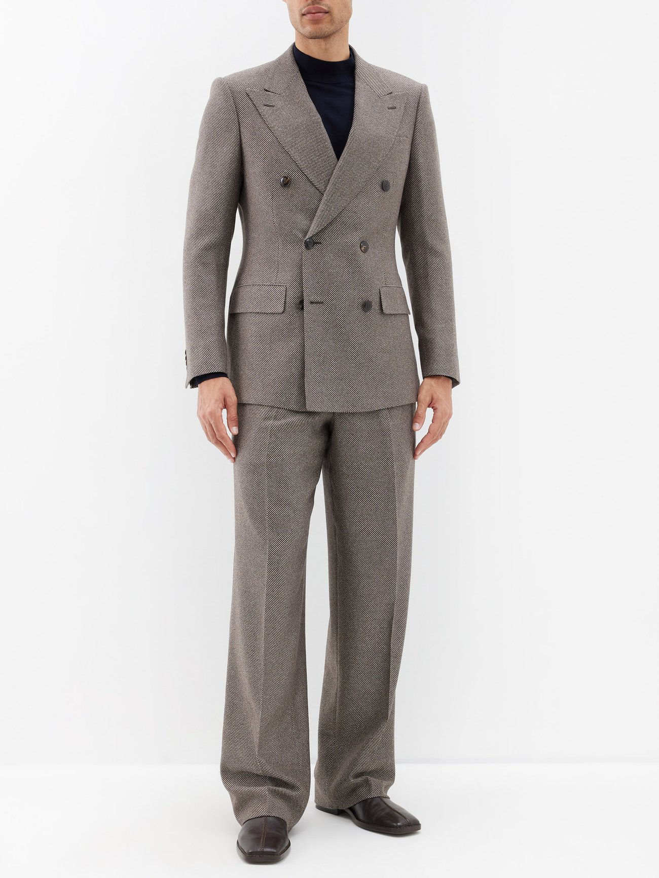 Double-breasted cashmere-blend suit