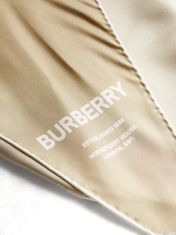Burberry Foulard en sergé de soie à jacquard logo