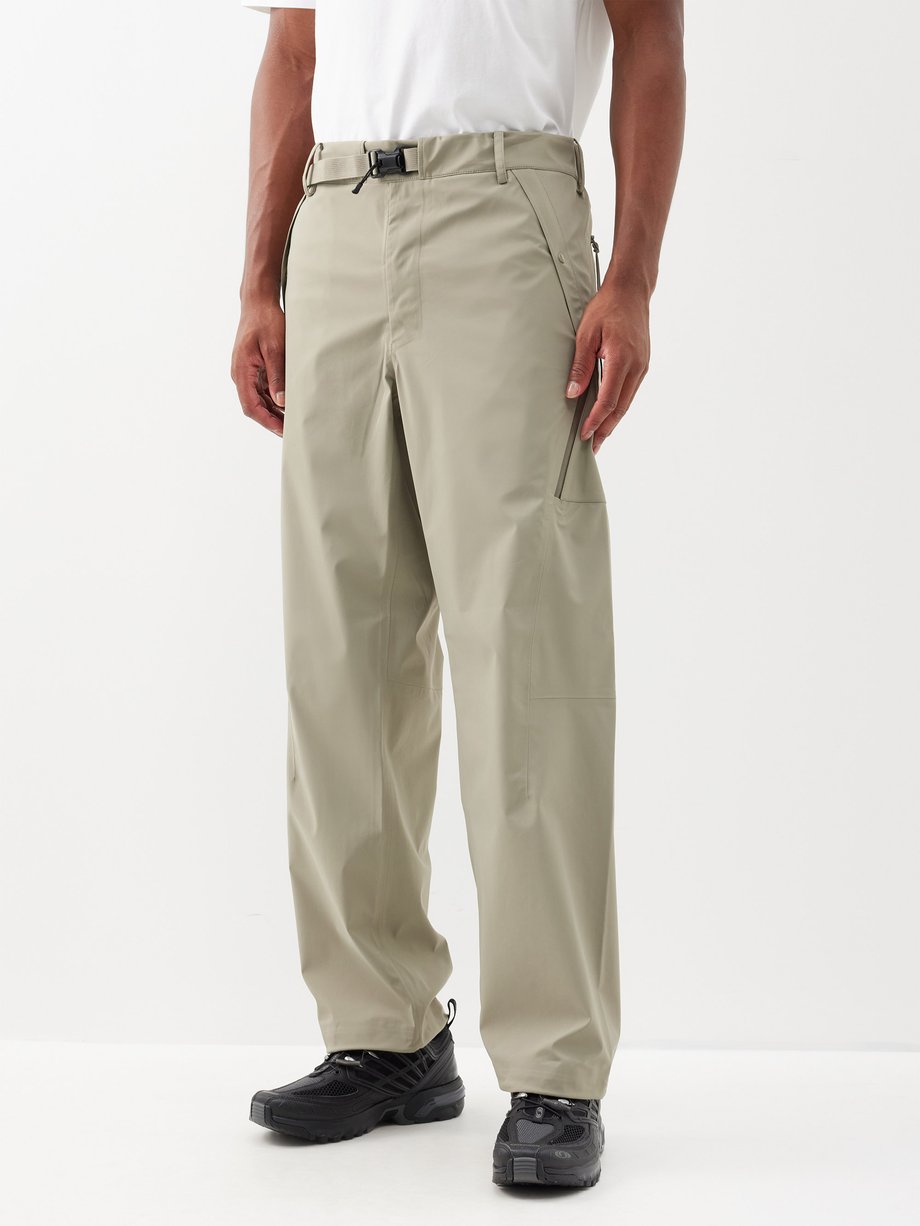Green Metropolis Series Gore-Tex 3L Infinium trousers | C.P. Company ...