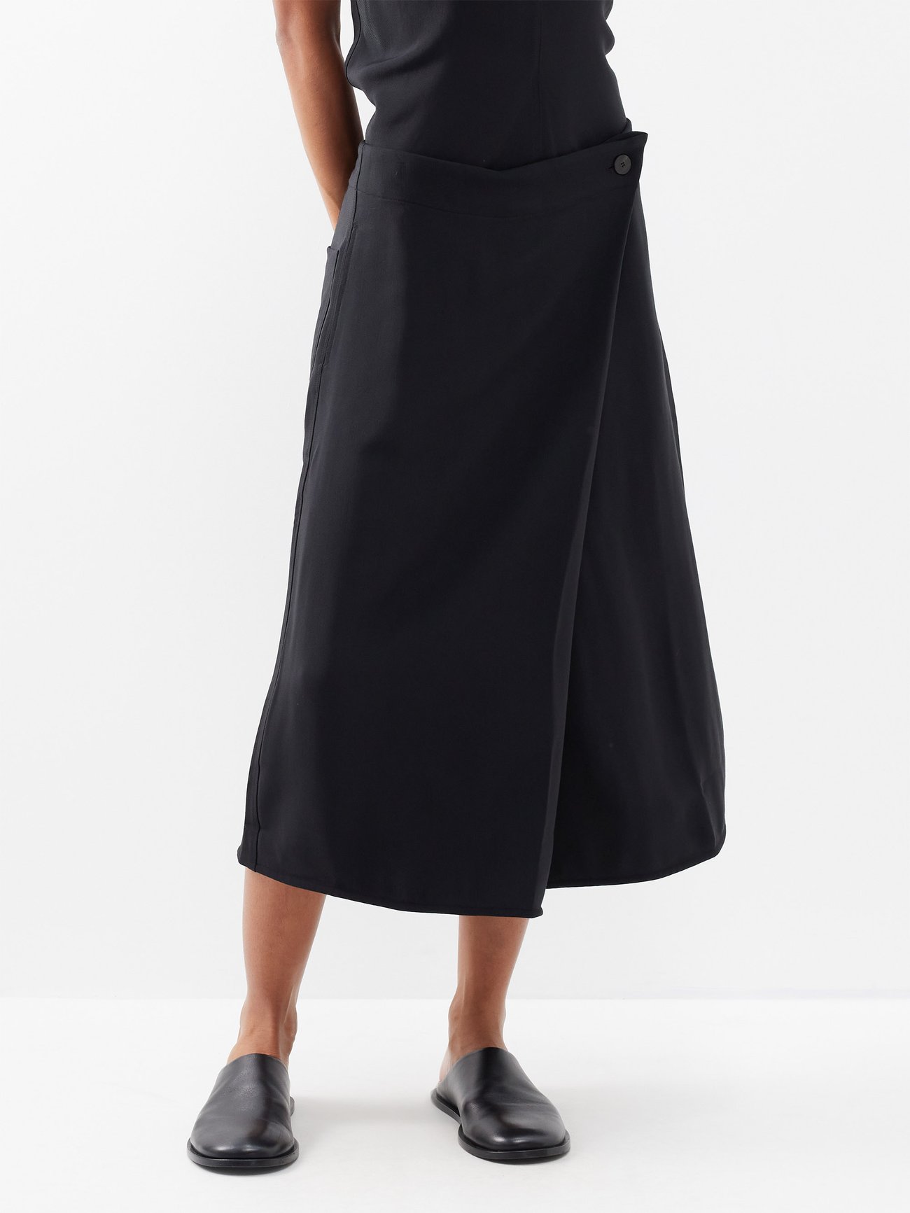 Eyre asymmetric twill wrap skirt video