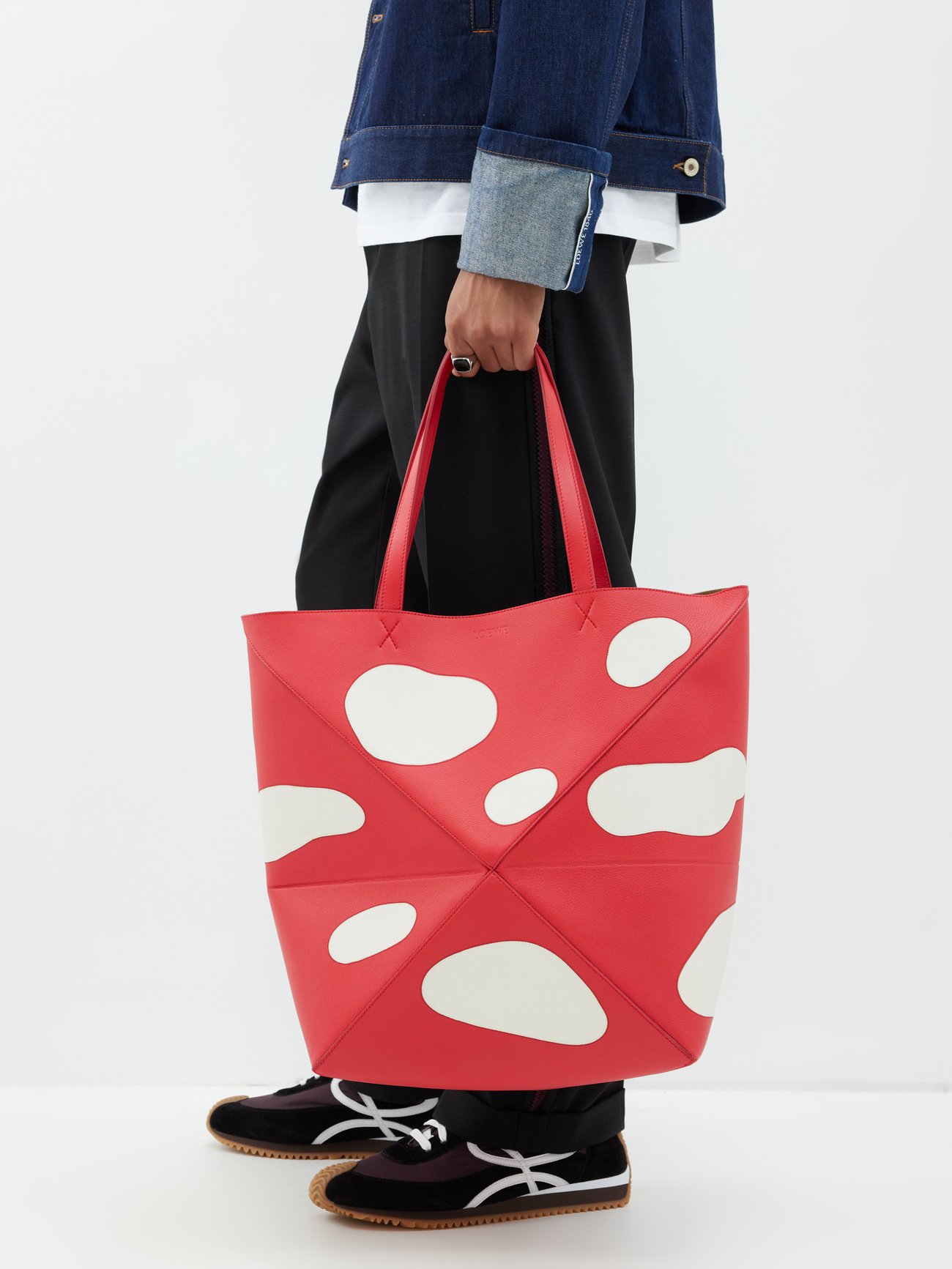 Pin on Red Valentino Totes