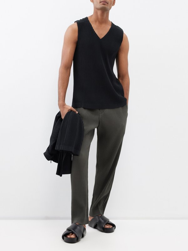 Homme Plissé Issey Miyake V-neck technical-pleated tank top