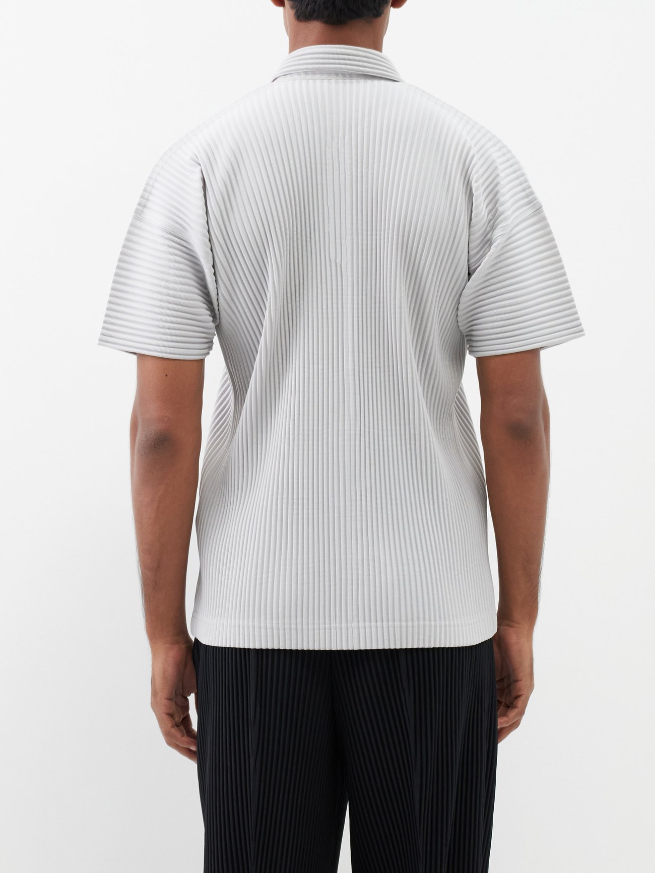 Technical-pleated polo shirt video
